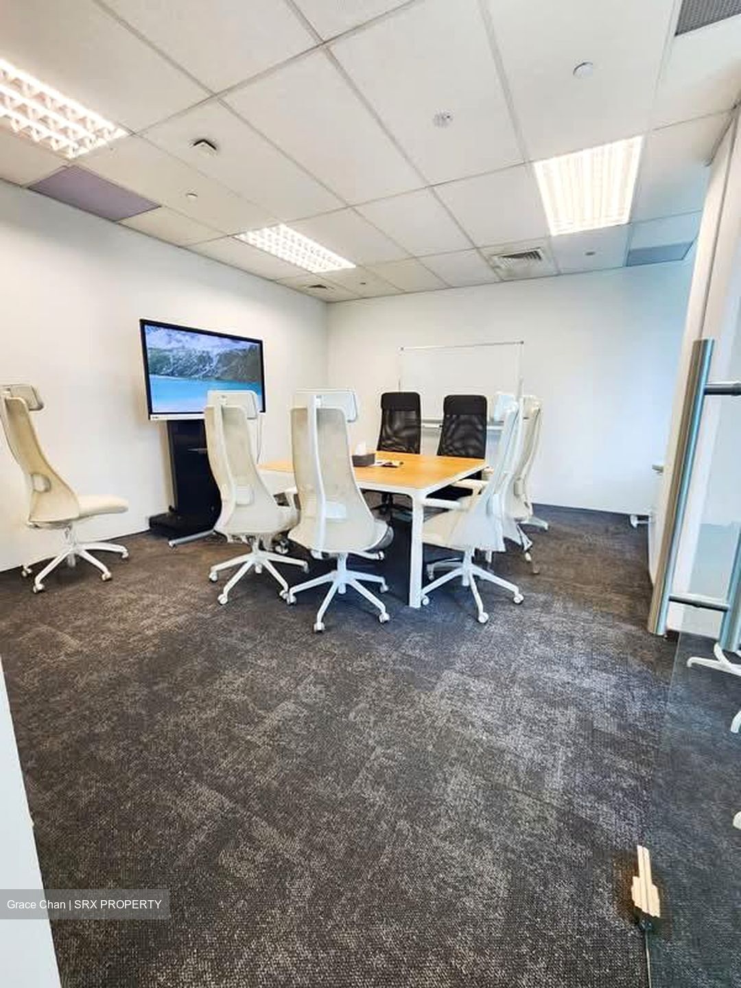 Hong Leong Building (D1), Office #536056111